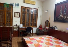Cho thuê nhà nguyên căn, CHDV, Hoàng Tăng Bí 70m2, 4T, 7N, 10 tr, Bắc Từ Liêm.