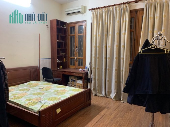 Cho thuê nhà nguyên căn, CHDV, Hoàng Tăng Bí 70m2, 4T, 7N, 10 tr, Bắc Từ Liêm.