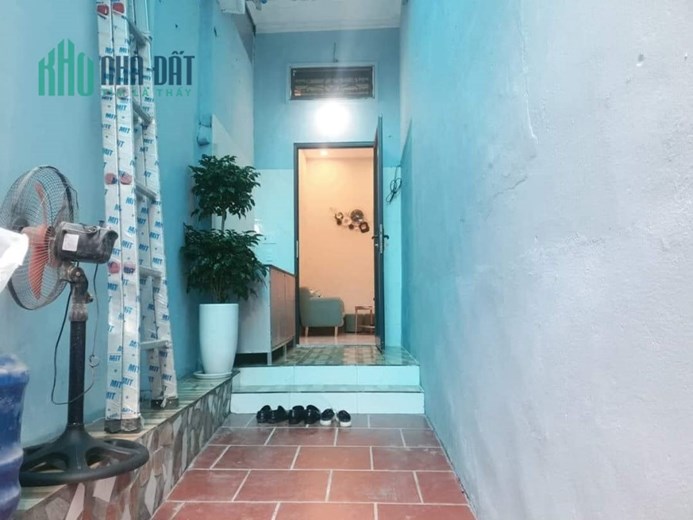 Bán nhà đẹp rẻ Trương Định, 35m, 3 tầng, mặt tiền 3m, giá 2.6 Tỷ, SĐCC