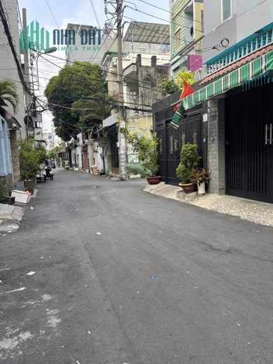 HẺM Oto quay đầu VIP Phan Văn Trị, đối diện Emart- 6 tầng BTCT - 14.5 tỷ - Rẻ hơn 1,2ty xung quanh