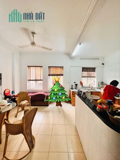 Biệt thự mini sân vườn Ngọc Thuỵ-Long Biên, 110m x 5tầng, 2 mặt ôtô