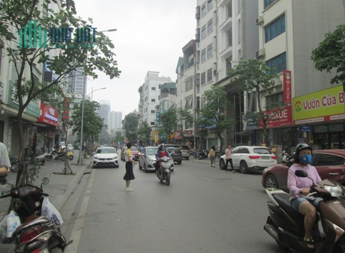 Mặt phố Vũ Trọng Phụng sầm uất gần phố Nguyễn Trãi, MT 9m, 138m2 chỉ 36.8 tỷ. LH 0989.62.6116