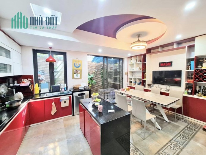 Bán nhà Khương Đình 60m2, 5T, MT 5m LÔ GÓC - Ô TÔ ĐỖ - 6PN CỰC ĐẸP