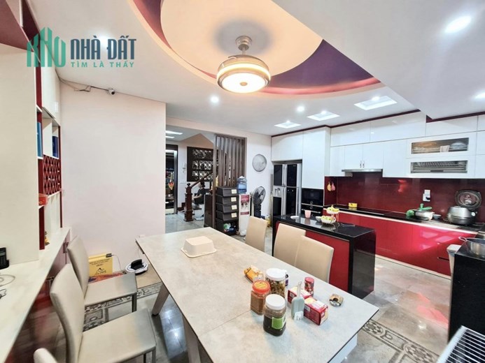 Bán nhà Khương Đình 60m2, 5T, MT 5m LÔ GÓC - Ô TÔ ĐỖ - 6PN CỰC ĐẸP