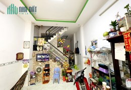 Nhà 1 sẹc Trịnh Đình Thảo Tân Phú 40m2,HXH,4 tầng ,4 pn,Nhỉnh 3 tỷ