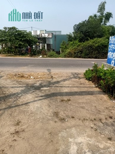Chính chủ bán nhà cấp 4 mặt tiền đường Quốc Lộ 19, Xã Phước Lộc, Tuy Phước, DT 200m2