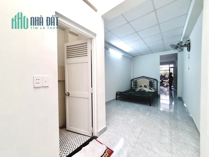 KẾ BÊN CÂN NHƠN HÒA, QL13 DT 52M2 - HẺM XE HƠI VÀO NHÀ CHỈ 3.5 TỶ