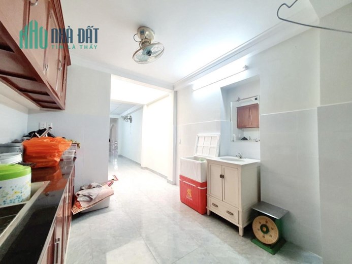 KẾ BÊN CÂN NHƠN HÒA, QL13 DT 52M2 - HẺM XE HƠI VÀO NHÀ CHỈ 3.5 TỶ