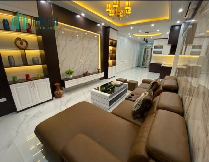 Bán nhà Lương Định Của 40m x 5 tầng giá 4.8 tỷ có chỗ đỗ ô tô