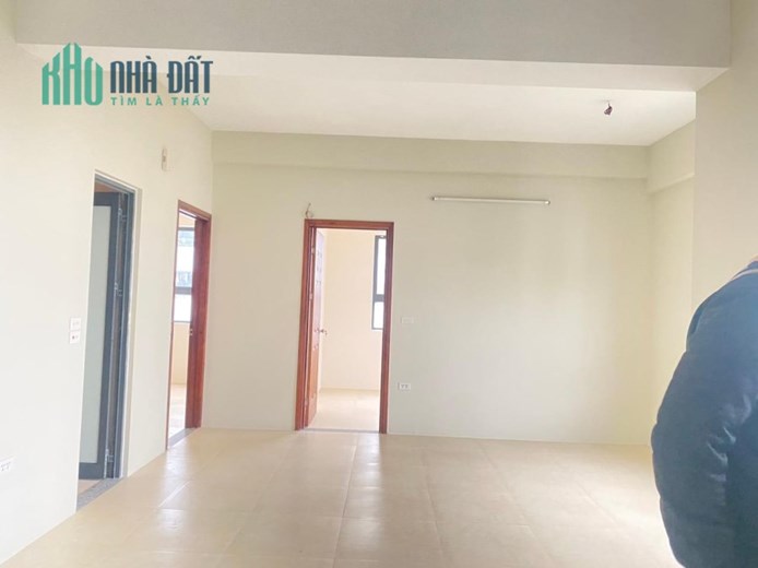 Chung cư cạnh hồ Sài Đồng chỉ 1,6 tỷ căn 2PN nhận nhà ở ngay có sổ đỏ lâu dài.