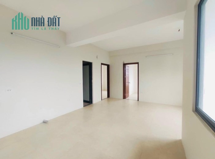 Chung cư cạnh hồ Sài Đồng chỉ 1,6 tỷ căn 2PN nhận nhà ở ngay có sổ đỏ lâu dài.