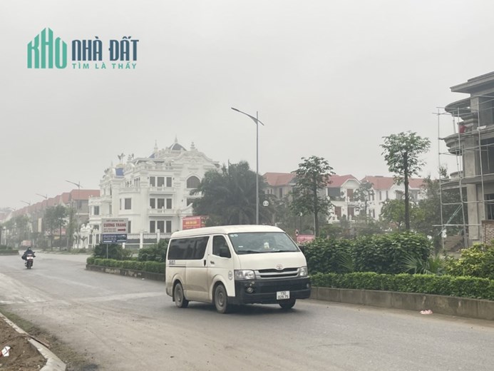 Siêu Hiếm Biệt thự Phú Lương- Khu Đô thị Văn Phú -240m view vườn hoa hồng chỉ 25.5 tỉ