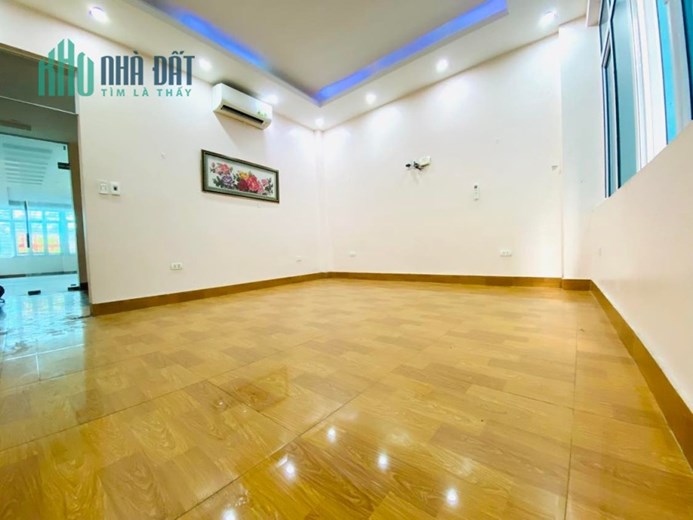 CHÍNH CHỦ CẦN CHO THUÊ MẶT BẰNG TẦNG 2 TRONG NHÀ 5 TẦNG TẠI ĐỊNH CÔNG - HOÀNG MAI - HÀ NỘI