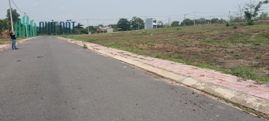 Đất nền sổ hồng kề dự án khu du lịch Sơn Tiên
