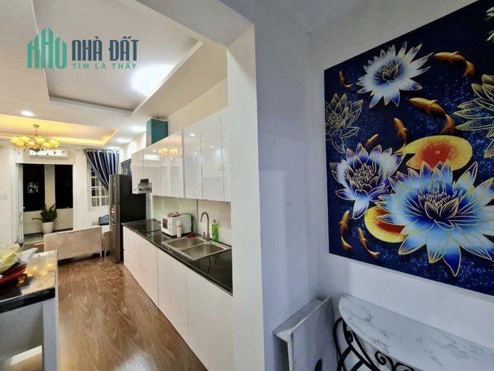 CHÍNH CHỦ BÁN PENTHOUSE DUPLEX TRẦN QUỐC HOÀN 
115M2 - CHỈ 2.55 TỶ