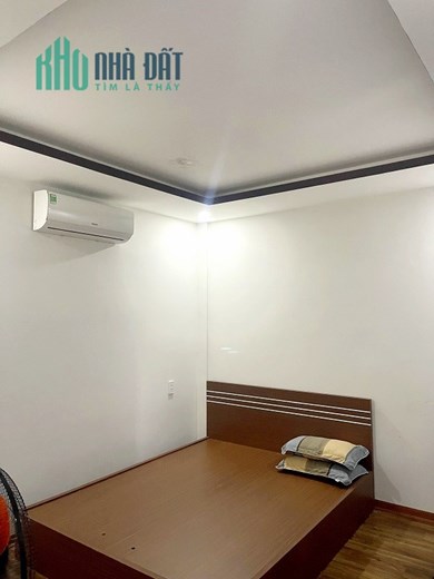 Gấp bán nhà Nguyễn Tri Phương, 2 tầng mới, ô tô đỗ cửa, chỉ 3.x tỷ. 0905.880.363