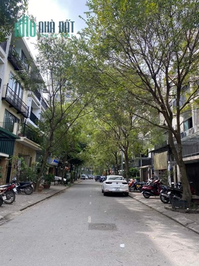 BIỆT THƯ ĐẲNG CẤP MỸ ĐÌNH - MẶT PHỐ VỈA HÈ ĐÁ BÓNG - VỈA HÈ TRƯỚC NHÀ ĐỂ VÀI CHỤC Ô TÔ
