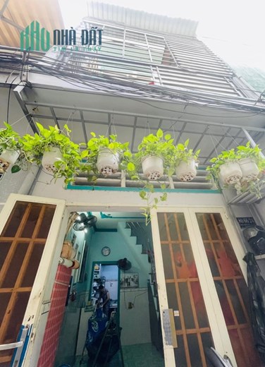 Bán nhà 50m2 3 tỷ ngay chợ Thủ Đức, Khu dân cư đông đúc