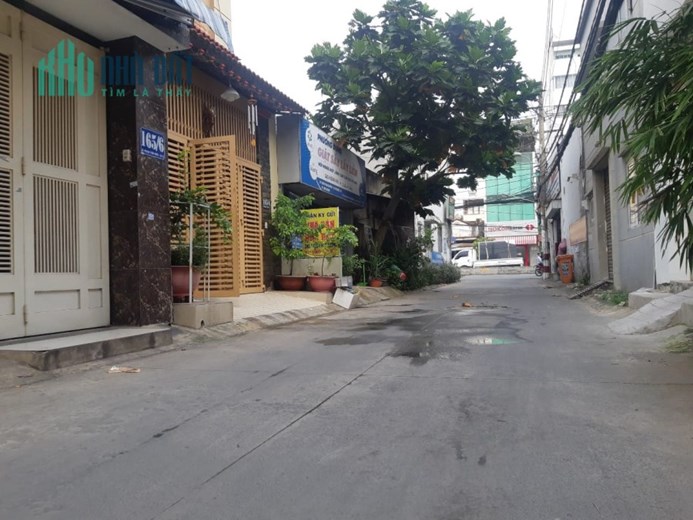 BÁN NHÀ CHÍNH CHỦ PHAN VĂN HỚN, ĐƯỜNG LỚN XE TẢI TRÁNH THÔNG SỐ ĐẸP 5 X17, CHỈ 4,7 TỶ