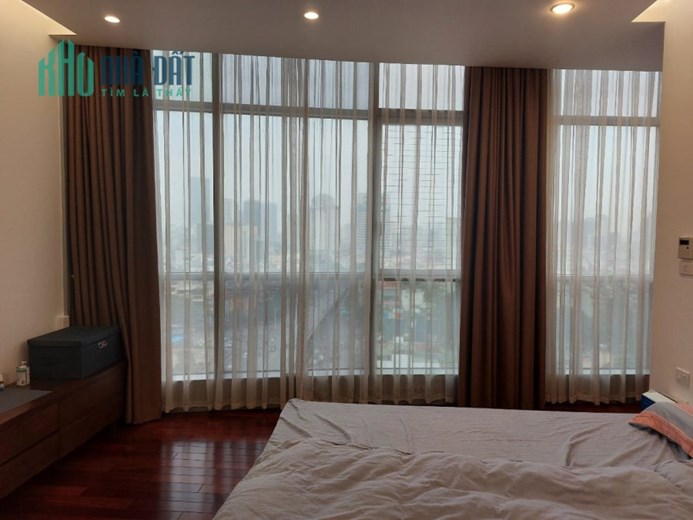 Căn hộ Eurowindow Trần Duy Hưng, 146m2, 3 phòng ngủ rộng, 8 tỷ, nội thất nhập khẩu