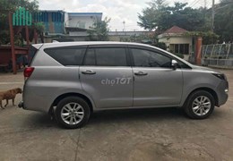 Bán xe Innova 2.0E xám mới 90% Quang Trung Street, Phường 14, Quận Gò Vấp, Tp Hồ Chí Minh