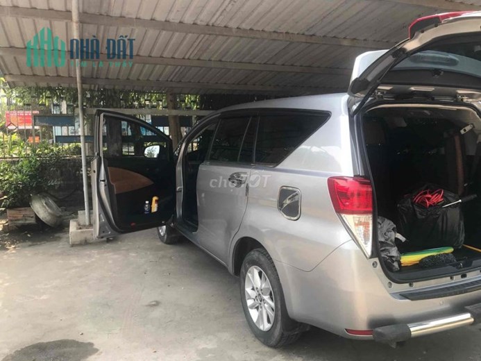 Bán xe Innova 2.0E xám mới 90% Quang Trung Street, Phường 14, Quận Gò Vấp, Tp Hồ Chí Minh