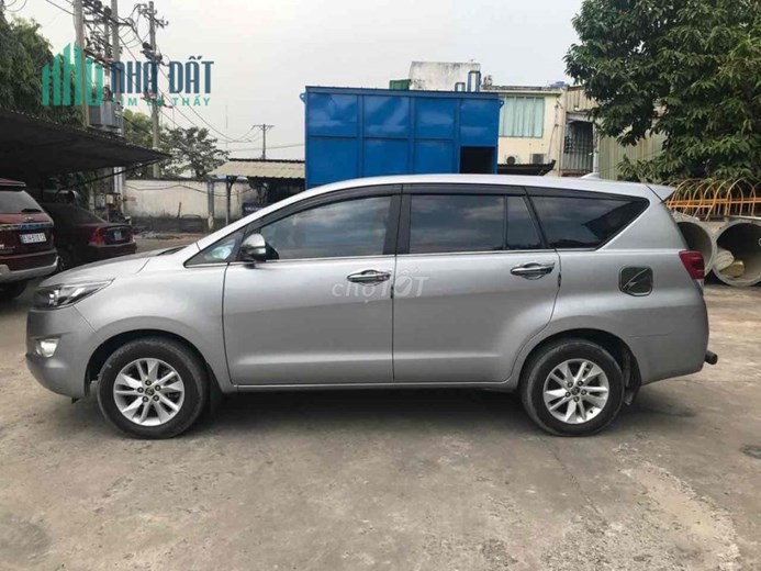 Bán xe Innova 2.0E xám mới 90% Quang Trung Street, Phường 14, Quận Gò Vấp, Tp Hồ Chí Minh