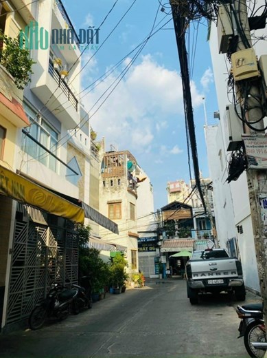 NGỘP BANK GIẢM 1,15 TỶ NHÀ HXH ĐINH TIÊN HOÀNG, BÌNH THẠNH GIÁ CHỈ CÒN 4,3 TỶ