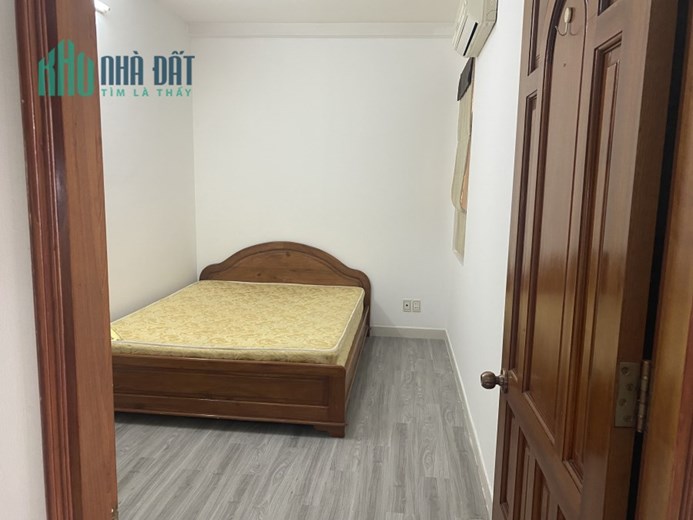 CHO THUÊ CĂN HỘ SKY GARDEN 2, 2 PN, 1WC, GIÁ 11 TRIỆU/ THÁNG