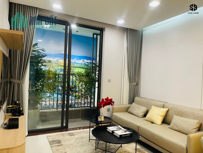 Bán căn hộ 2 ngủ 77m2 cách phố cổ 10’ chạy xe giá 3 tỷ