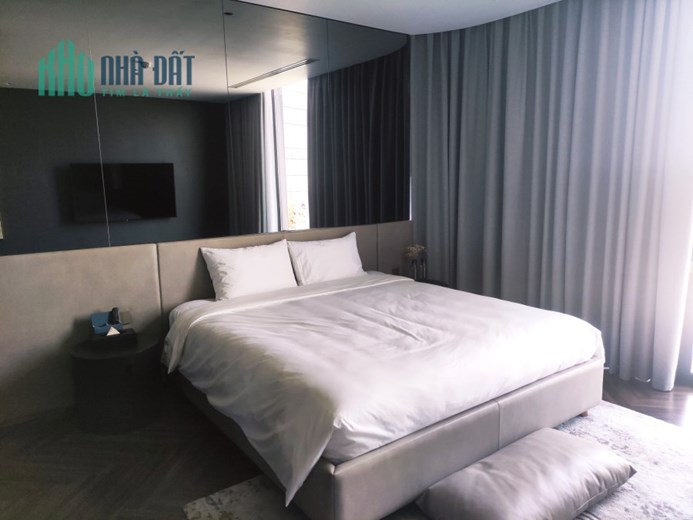Bán Biệt thự Ven Biển Đà Nẵng - 3 tầng - 430 m²