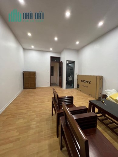 Bán nhà 67m2 phố Nghi Tàm, Tây Hồ Dân xây Gara 2 Ô tô Giá đầu tư 4 Tỷ