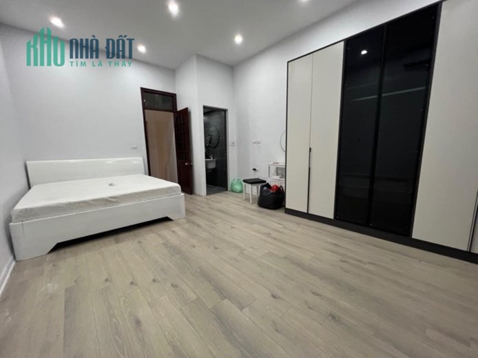 Bán nhà 161m2 Mặt phố Âu Cơ, Tây Hồ Kinh doanh Gara Ô Tô Tránh 26.3 Tỷ