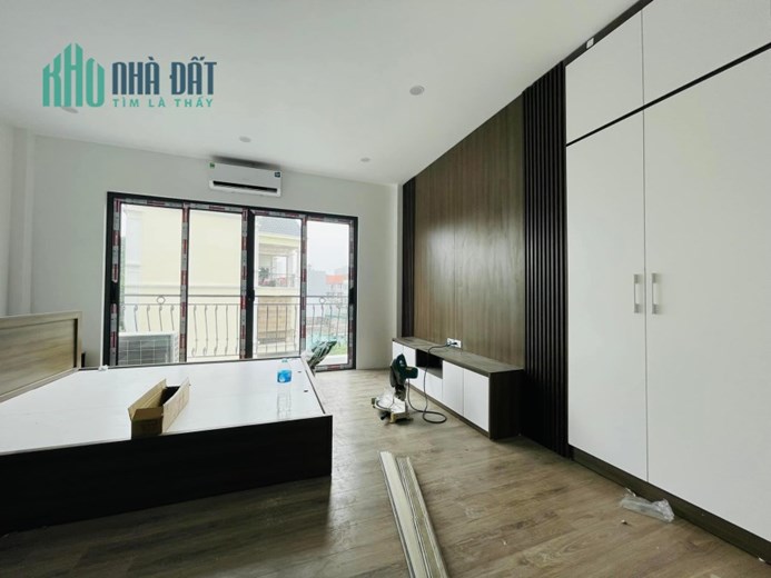 Bán nhà 67m2 phố Nghi Tàm, Tây Hồ Dân xây Gara 2 Ô tô Giá đầu tư 4.3 Tỷ