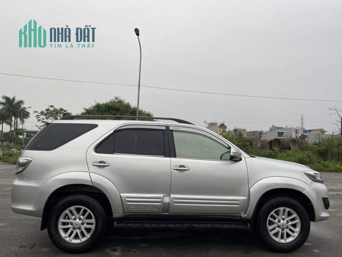 Bán fotunner Toyota Fortuner 2.7 At bản Thị trấn Liễu Đề, Huyện Nghĩa Hưng, Nam Định .