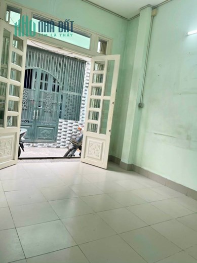 🔥 Nhà ngang hơn 3m Gò Vấp, hẻm xe hơi cách mặt tiền 3 bước chân chỉ nhỉnh 3 tỷ. 🔥