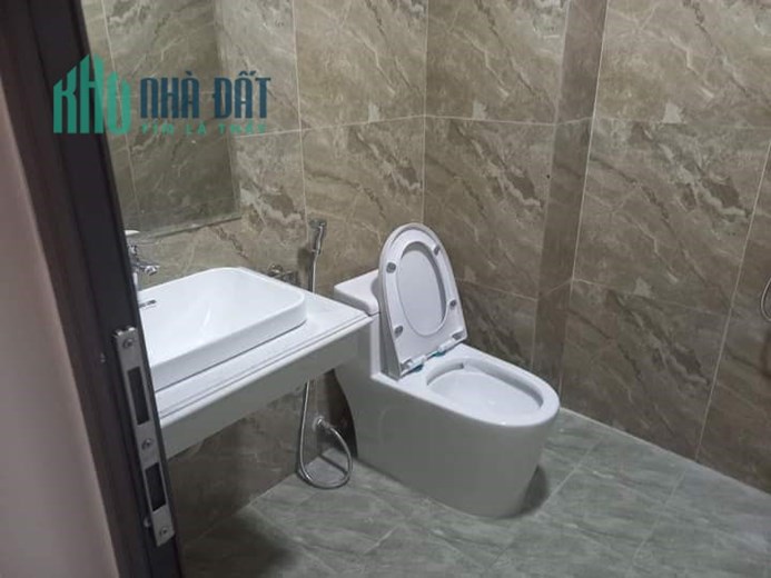 Bán nhà để ở và kinh doanh, ô tô đỗ cửa 33m2,5 tầng 3,1 tỷ Kim Giang, Thanh Trì, Hà Nội