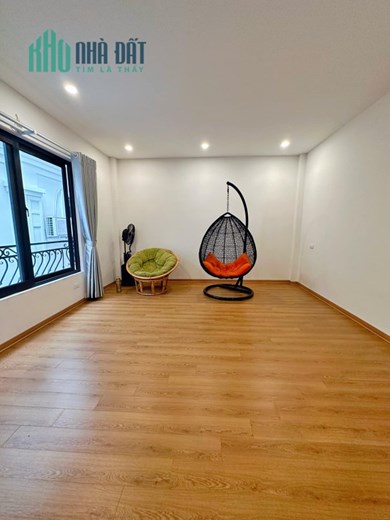 Bán nhà 168m2 Mặt phố Nghi Tàm, Tây Hồ Kinh doanh Gara Ô Tô Tránh 26.6 Tỷ