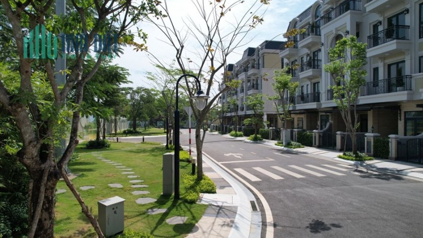Nhà phố quận 9 ĐẲNG CẤP ,đường liên Phường, GIÁ 16ty KHU COMPOUD, sạch sẽ, yên tĩnh,