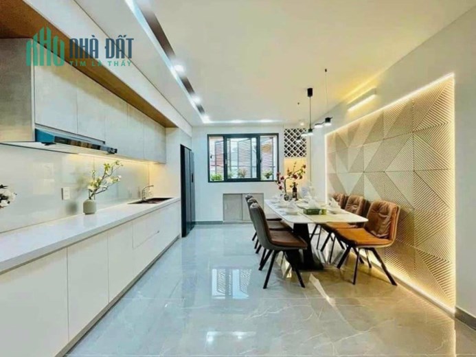 CÂN BÁN ĐẤT TẶNG VILLA ( 13 X 50M) HOÀNG QUÓC VIỆT QUẬN 7