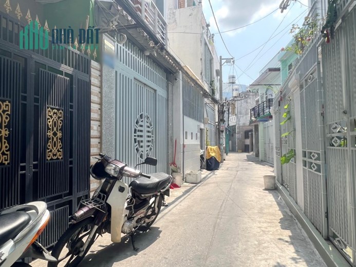 Nhà mới 2tầng hẻm rộng 184 Âu Dương Lân P3Q8 4 tỷ250