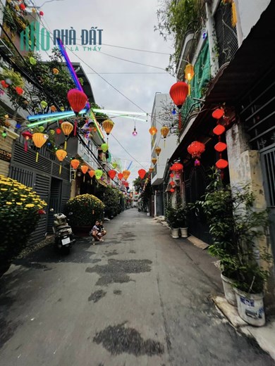 Bán nhà đường số 8 Trường Thọ 67m2 - 4.85 tỷ, ô tô đỗ cửa