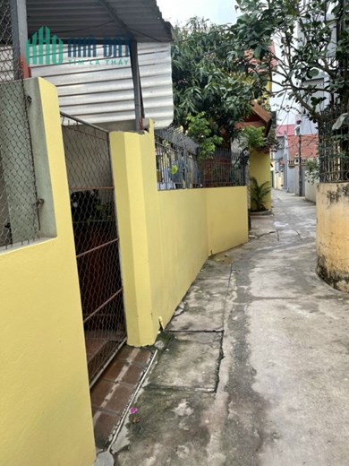 Cần bán nhà 2 tầng diện tích 112m, mặt tiền 5,4 ở Song Phương, Hoài Đức, Hà Nội.