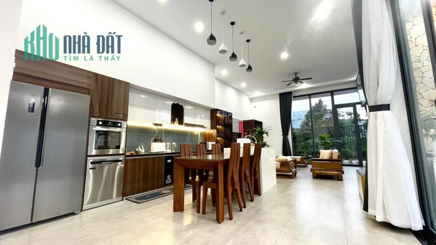 BÁN LIỀN KỀ TRỊNH VĂN BÔ, KD SẦM UẤT, MẶT ĐƯỜNG 40M. DT 150M2 X 20 TỶ.