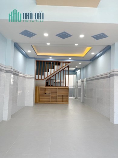 Cho thuê NNC 4 tầng mặt tiền đường Bùi Điền P5Q8. Giá 20 triệu