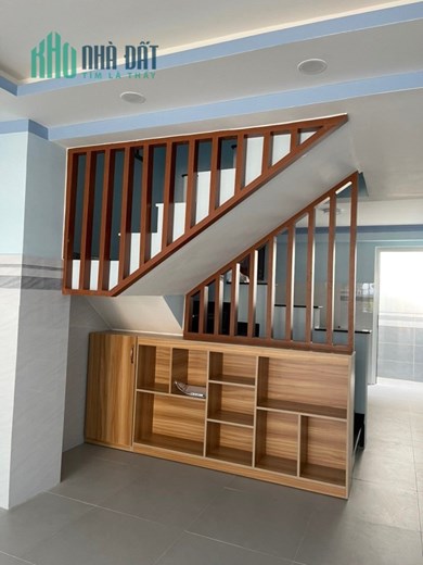 Cho thuê NNC 4 tầng mặt tiền đường Bùi Điền P5Q8. Giá 20 triệu