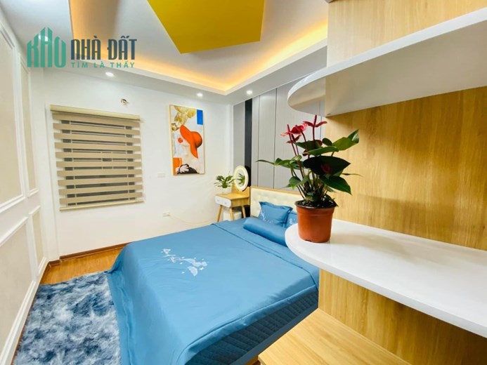 Bán nhà riêng phố Đỗ Đức Dục, Nam Từ Liêm. DT 44m² MT 4 m, 4,5 tỷ, ô tô, kinh doanh