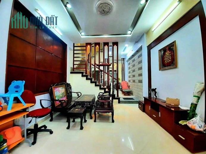 Bán Nhà HXH Đỗ Xuân Hợp Quận 9 sát Thế Giới Di Động 70m2 SHR chỉ 3 tỷ, k  quy hoạch