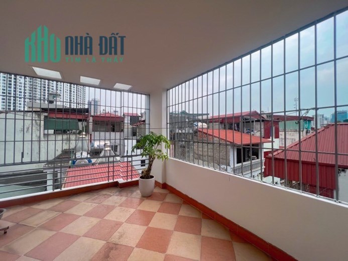 BÁN NHÀ 5 TẦNG QUAN NHÂN, NGÕ THÔNG TO THOÁNG, DT 41M GIÁ 5.3 TỶ.