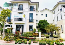 Biệt thự đơn lập xanh đẳng cấp giữa trung tâm vùng thủ đô